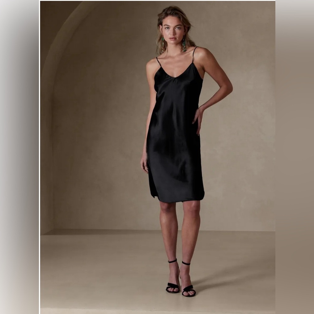Banana Republic Dreamer Slip Maxi Dress black.